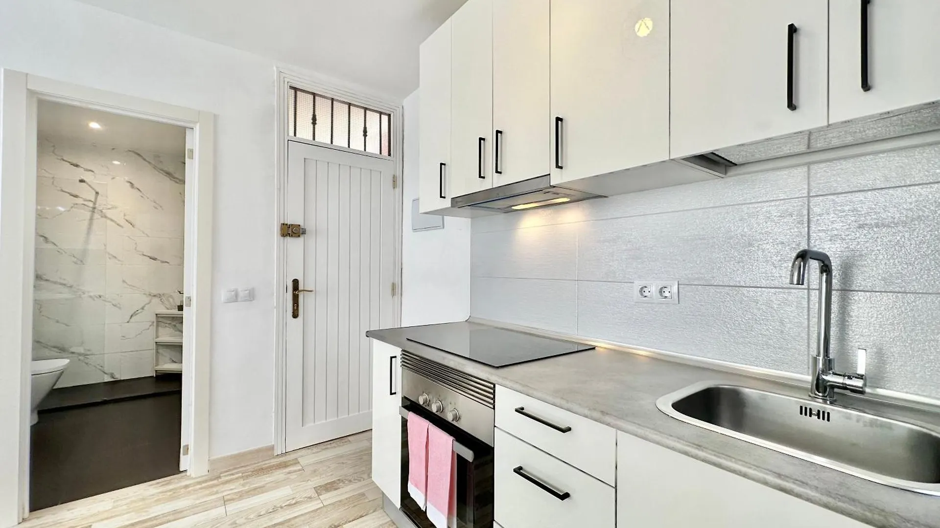 Torres De Yomely - Y2G Apartment Arona  Spain