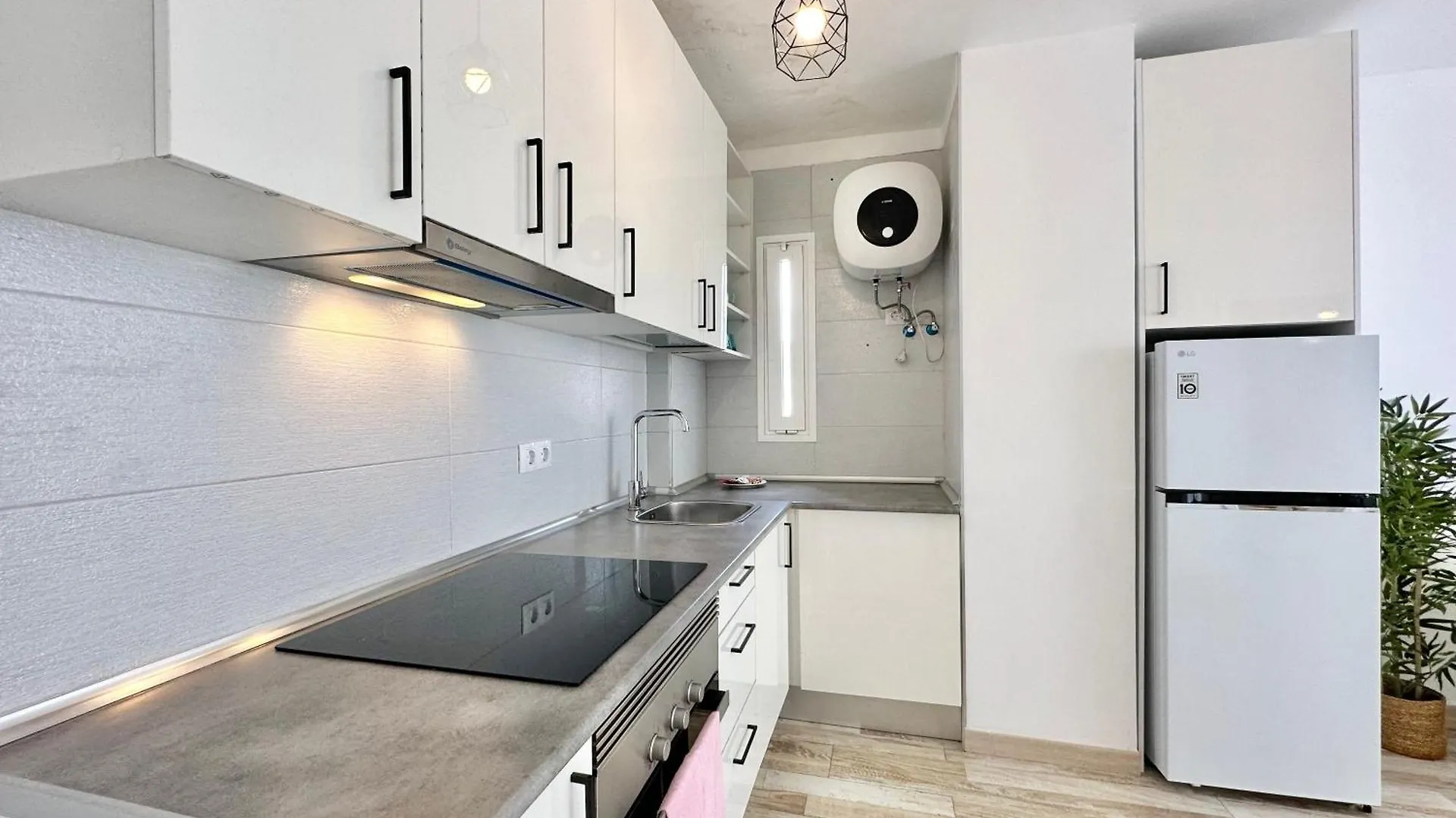 Torres De Yomely - Y2G Apartment Arona
