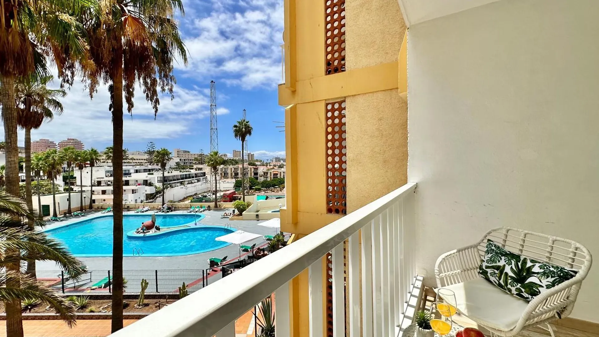 Torres De Yomely - Y2G Apartment Arona